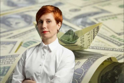 Oxana Hadjipavlou&rsquo;s Digital Laundry Service for Fugitive Boris Usherovich